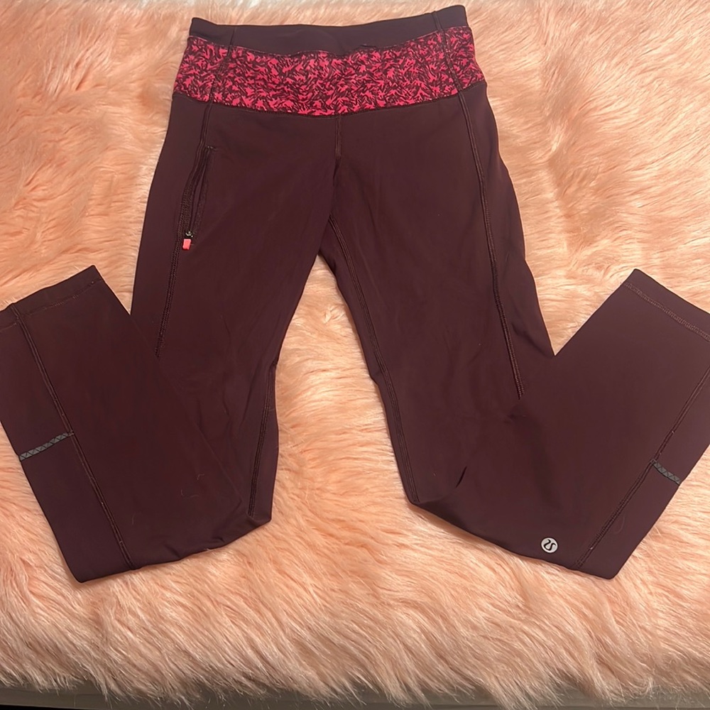 Lululemon Can't Stop Pant II Bordeaux Drama / Mountain Peaks size 4 - Picture 8 of 14